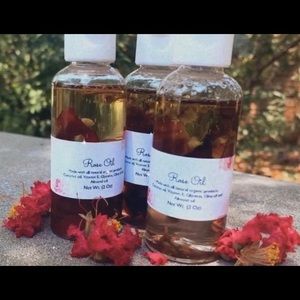 Rose infused body oil (wholesale) 10 pc